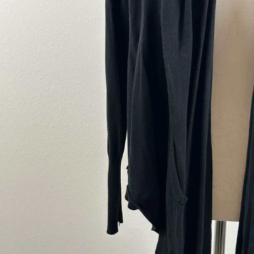 EUC INC Women’s Cardigan Top